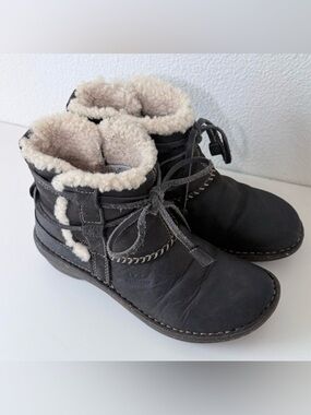 UGG Australia Cove Leather/Shearling Ankle Boots Chocolate Brown Braid Trim 6